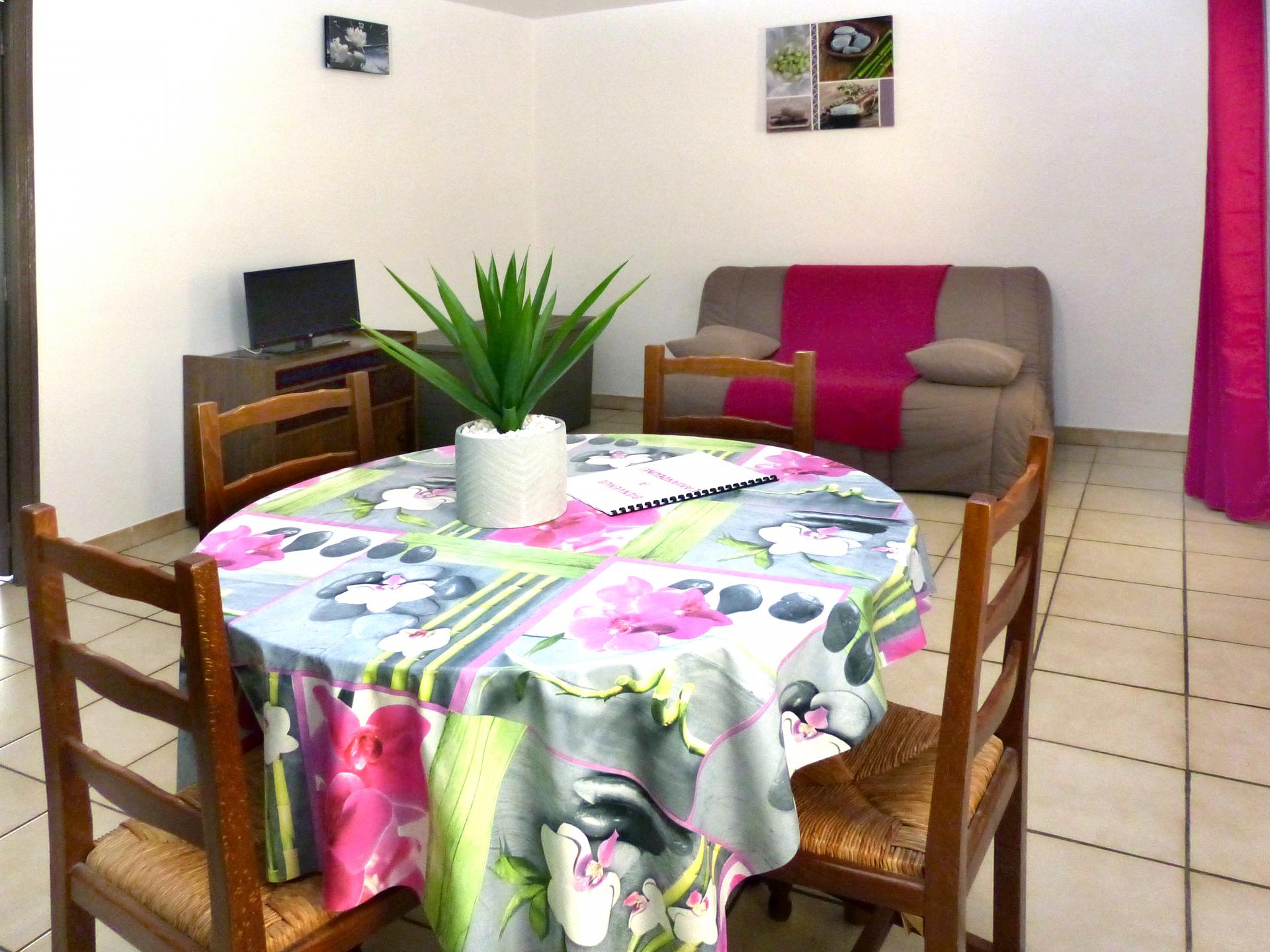 Appartement 1 chambre 1 clic clac