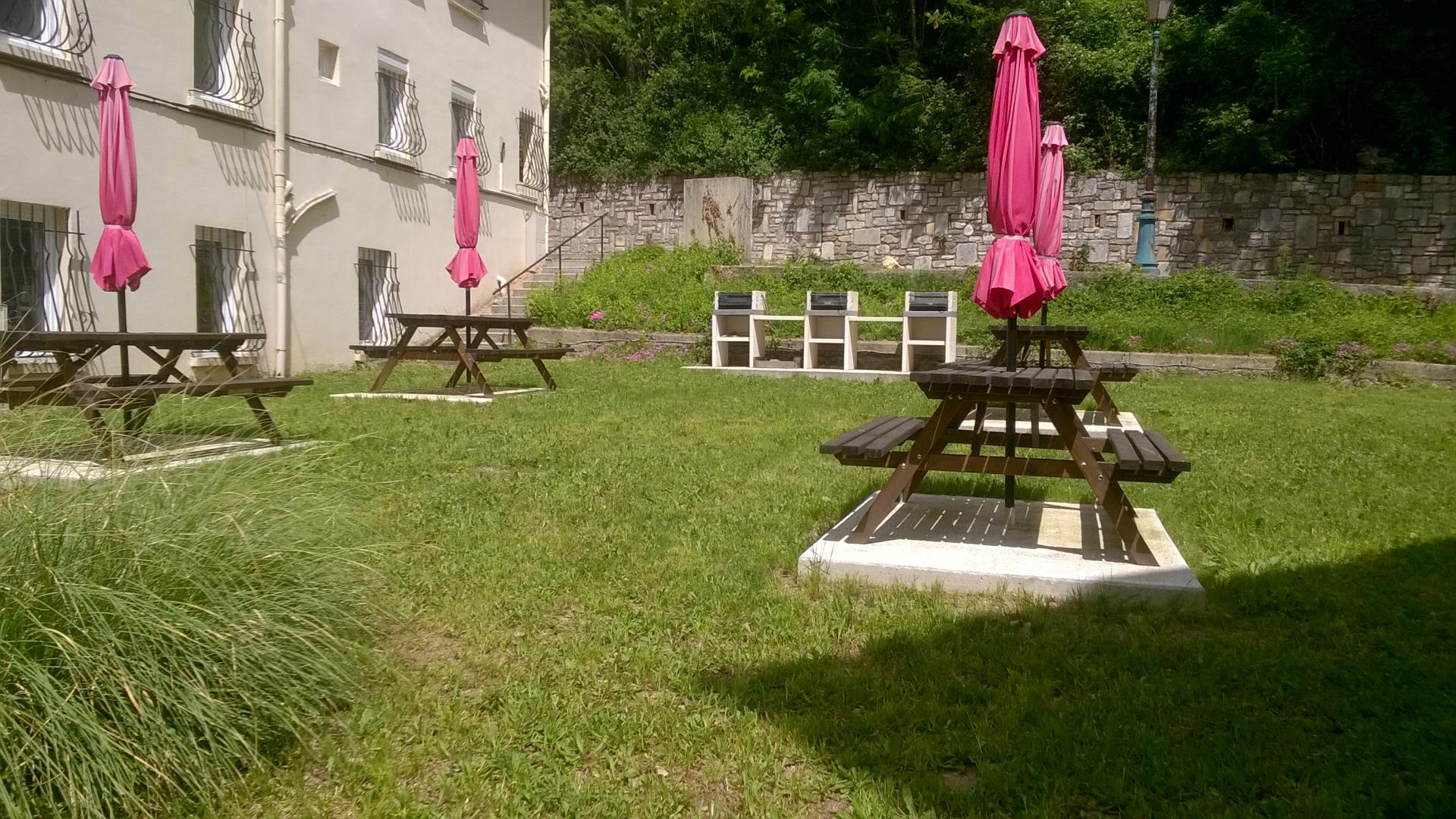 L'espace jardin barbecue